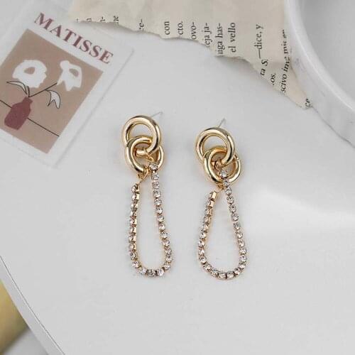 The New 2021 Fashionable Glamour Senior Women Stud Earrings Simple Long Tassels Eardrop