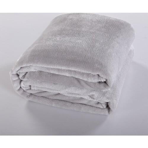 Hot Winter Warm Blanket Silver Gray Solid Microfiber Fleece Blankets Throw on The Bed/sofa/travel Bedsheet King Size 200x230c
