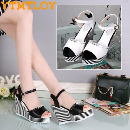 2021 New Summer Slope With Fish Mouth Sandals Womens Non-slip All-match High Heels Increase Thick Bottom Fashion Word Sandals