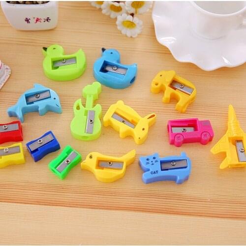 30 Pcs Cartoon Cat Pencil Shapper Rabbit Small Pencil Sharpener Student kids Prizes Office Study Tools Stationery Wholesale