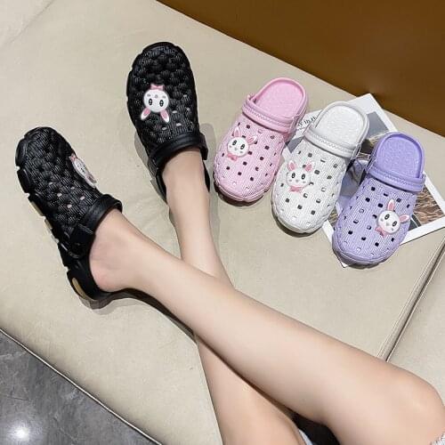 2021 High Quality Men Clogs Women Sandals Comfortable Breathable EVA Soft Bottom Beach Sandals Women Slippers Clog Sandals