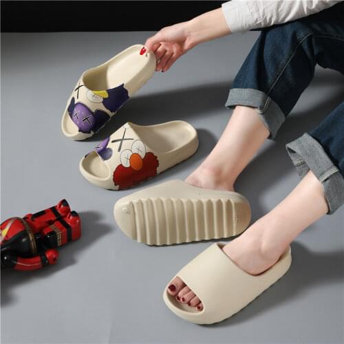 Indoor Comfortable Slippers Women Non-slip Bathroom Home Shoes Soft EVA Thick Sole Platform Slides Women Beach Sandals SH437