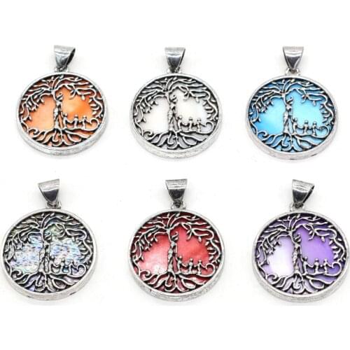Natural Abalone Shell Pendant Flower Pattern Round Shape Pendant Charms for Women Exquisite Jewelry Gift Size 33x37mm