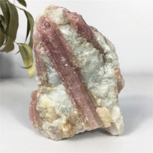 Natural Tourmaline Specimen Stones Wicca Raw Quartz Red Crystals Healing Chakra Gem Home Decoration Gift Mineral Gemstones