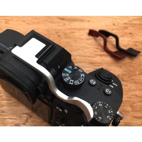Metal Hot Shoe Thumb-Up Hotshoe Thumb Up Grip For Sony A9 A7M3 A7R3 A7R3 A7 A7RM2 A7R3 A7RIIA7R MKIII Camera Hand Grip