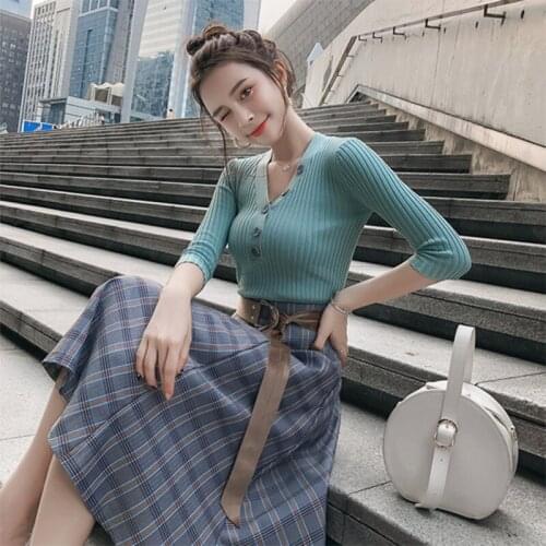 Set female V-neck sweater plaid skirt two-piece 2018 autumn new temperament elegant wild elegant womens clothes matching sets
