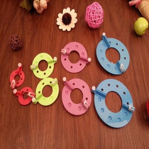 Free Shipping DIY Pompoms device Maker Fluff Ball Weaver Needle Craft Knitting Tool Set- Random Color