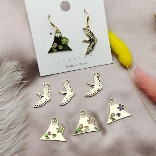 10pcs Fairy Crane Cherry Blossom Fuji Mountain Enamel Charms Gold Color Metal Pendants Fit Jewelry Earrings Bracelet DIY Finding