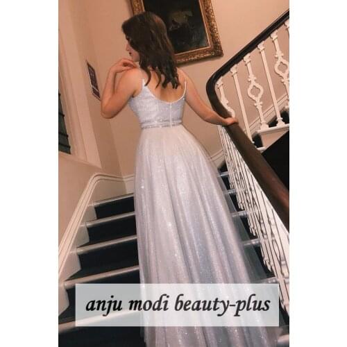 2021 Silver Long Sparkly V Neck Prom Dresses Spaghetti Straps Sleeveless Beaded Formal Evening Party Ball Gown Robe De Soiree