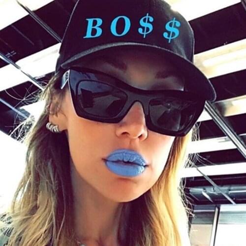 Fashion Cat Eye Sunglasses Women Chic Brand Designer Luxury Sunglasses Lady Summer Style Sun Glasses Female Rivet Shades UV400