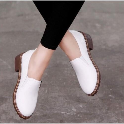 Women Flat Shoes Round Toe Lace-Up Oxford Shoes Woman Genuine Leather Brogue Women Shoes