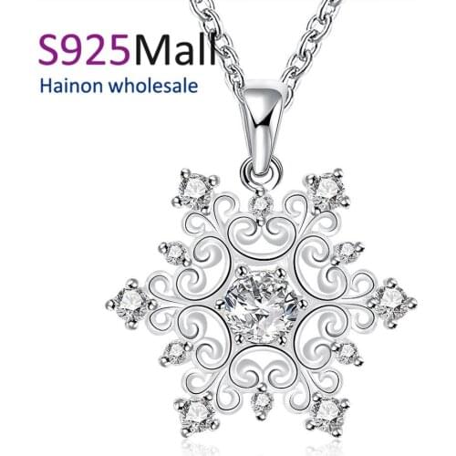 Hainon New Fashion Snowflake Necklace Pendant Jewelry for Christmas Gift Winter Party Zircon Crystal Vintage Design Pendant