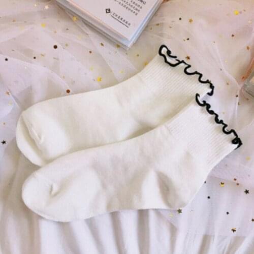 2020 New Arrival Women Cotton Socks Black White Heart Dots Print Ankle Socks Fashion Casual Girls Female Ruffles Socks