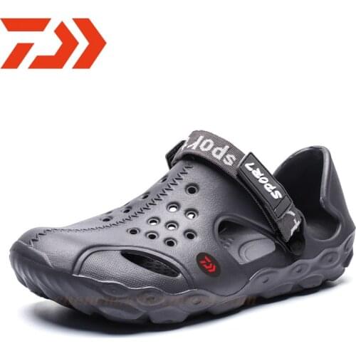 2021 DAIWA Sandals Fishing Shoes Outdoor Breathable Wading Mens Summer Shoes Non-slip Casual Beach Slippers for Men Size40-45