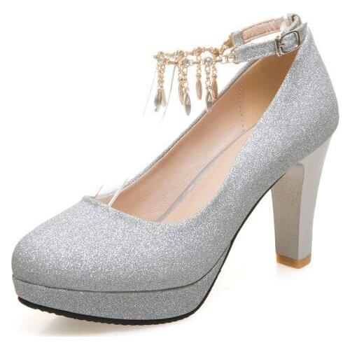 The spring of 2018 the new high with thick with 31 female round head waterproof Taiwan joker wedding shoes 18130-46 yards