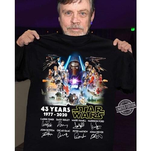 43 Years Of Star 1977 2021 And Signatures Shirt T-Shirt War Sweatshirt Gift For Fan