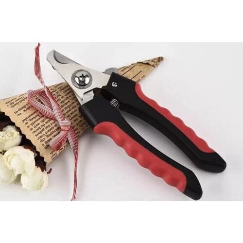 Dog Nail Clippers and Trimmer - with Quick Safety Guard to Avoid Over-Cutting Toenail - Grooming Razor Sharp Blades for Small M