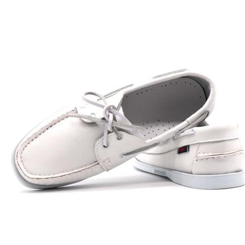 New Genuine Leather Men Casual Shoes Spring Fashion Docksides Boat Shoes England Mens Flats Luxury Brand Lace up Men Loafers