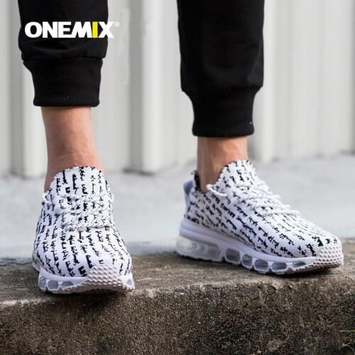 2019 Men Running Shoes Women Trail Trend Athletic Trainers Black White Sports Trekking Cushion Outdoor Walking Sneakers