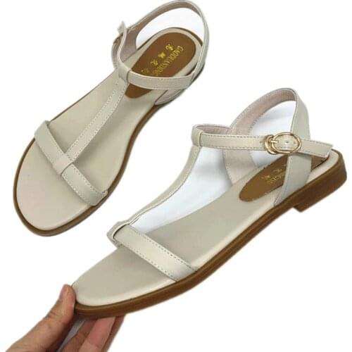 SHININGTHROUGH Low-heeled Shoes