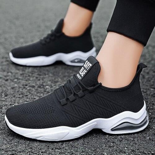 Soft-soled running shoes casual shoes Korean version of the trend of air cushion sports shoes mens shoes 2021 new mens shoes