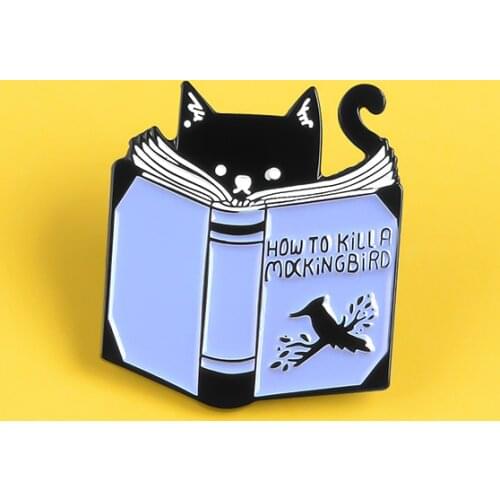 Love Reading cat enamel pin Custom Learn to Kill mockingbird brooches Cute Killer kitty Lapel pin badge Clothes bag jewelry gift