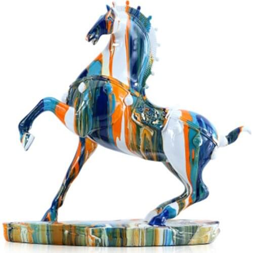 SIMPLE AND MODERN HOME LIVING ROOM DECORATION HORSE TO SUCCESSFUL PAINTED RESIN SCULPTURE DECORATION CRAFTS DISPLAY A576