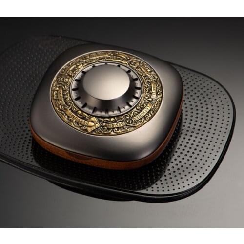 Luxury Vintage Unique Design Car Perfume Metal + Wood Auto Car Air freshener Good Smell Car Ornament Fragrance Business Gift