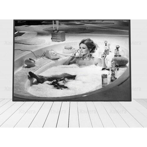 Vintage Photography Picture Sexy Girl Bath Art Canvas Painting Black and White Picture Bathroom Mural Home Decoration Girl Room