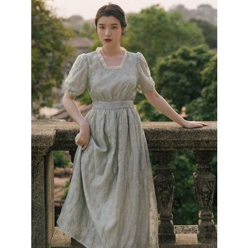 2021 Summer New Womens Palace Style Retro Niche Girl Puff Sleeve Square Neck Design Sense Mid-Length Dress Literary Belt Dress