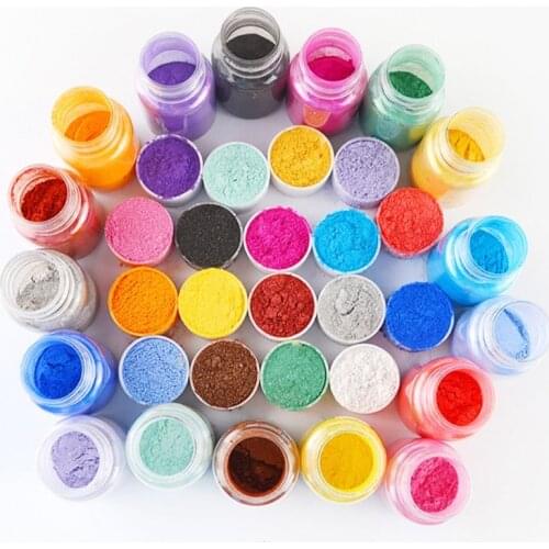 18 Colors Mica Powder Epoxy Resin Color Pigment Dye Set Cosmetic Grade Mica Powder for Lip Gloss Soap Making Bath Bomb