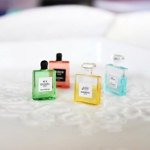 1:6 Ratio 4 Dollhouse Perfume Bottles Mini Dolls Food Kitchen Living Room Accessories Childrens Gifts Pretend To Play With Toys