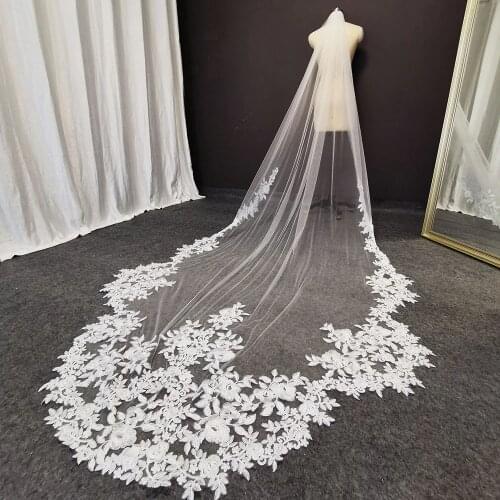 Real Photos Long Lace Wedding Veil Soft Tulle White Ivory Cathedral Bridal Veils with Comb Stunning 3 Meters Veil