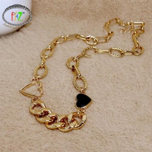 F.J4Z Trend Pendant Necklace for Women Golden Mixed Chain LOVE Heart Collar Necklace Punk Lady Star Show Jewelry Gifts Dropship