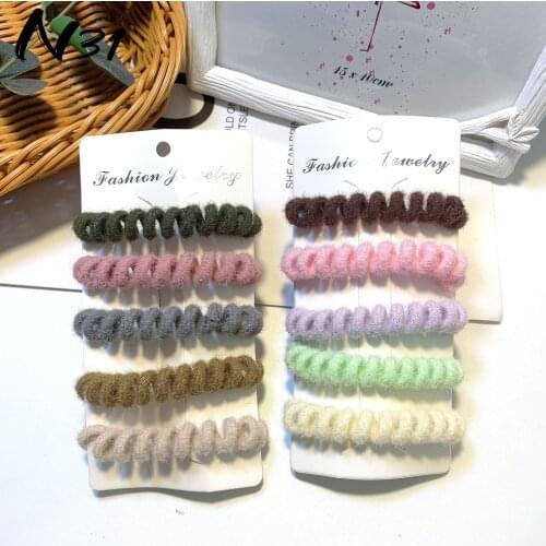 Women Autumn and Winter Plush Telephone Cord Head Rope Circle Girl Hair Accessories Furry Chenille Elastic Hair Bands Decoration