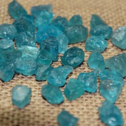 Raw Natural blue apatite quartz crystal mineral specimen tumbled stone loose phosphorite gemstone gravel for decorative