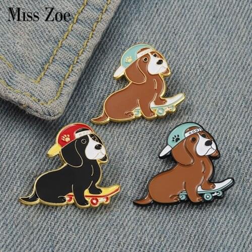 Hip-hop Skateboard Dogs Enamel Pins Funny Animals Bag Brooch Lapel Badge Jewelry Gift for Kids Friends