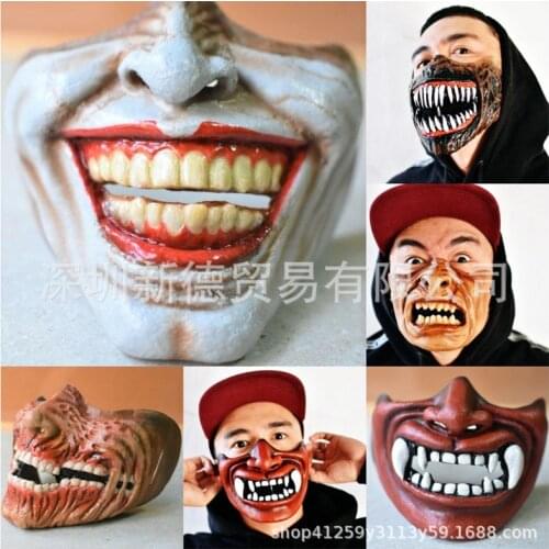New Halloween Horror Mouth Latex Masks Attack On Titan Eren Yeager Smiling Mask Arkham Knight Cosplay Mask Samurai Mask