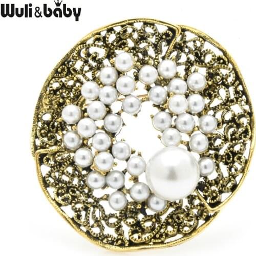 Wuli&baby Pearls Round Flower Brooches Women Alloy Vintage Flower Weddings Banquet Brooch Pins Gifts