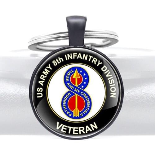 Classic US Army 8th Infantry Division Design Glass Cabochon Metal Key Chain Charm Men Women Key Ring Jewelry Gifts Keychains