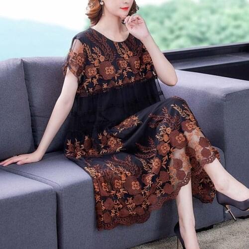 2021 Summer New Womens Vintage Embroidery 4xl 5xl Short Sleeve Red Brown Dress , Woman Female Floral Long Dresses