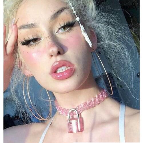 FishSheep Rock Acrylic Clear Lock Pendant Necklace For Women Pink Resin Lock Long Transparent Chain Choker Necklace 2020 Jewelry