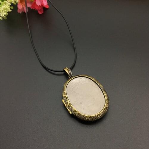 5Pcs/Lot Fashion Retro Bronze Oval Flip Pendant DIY Photo Pictures For Women Couple Jewelry Gifts N-066