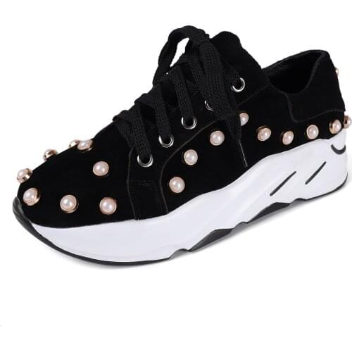 Toward a bottom thick pearl shoes in the spring of 2018 new students with round head leather shoes 18321