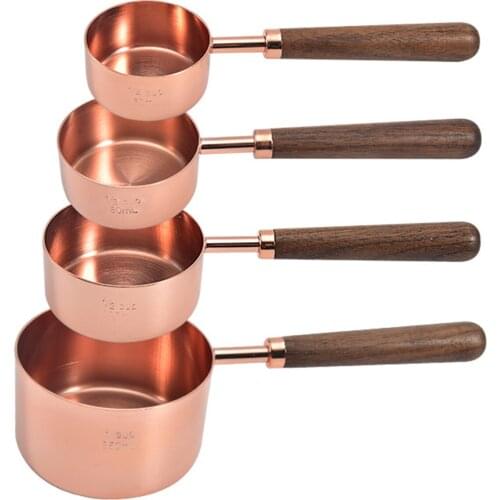 4Pcs/Set Rose Gold Stainless Steel Measuring Cups And Measuring Spoon Scoop Set Wooden Handle Kitchen Measuring Tool For Baking
