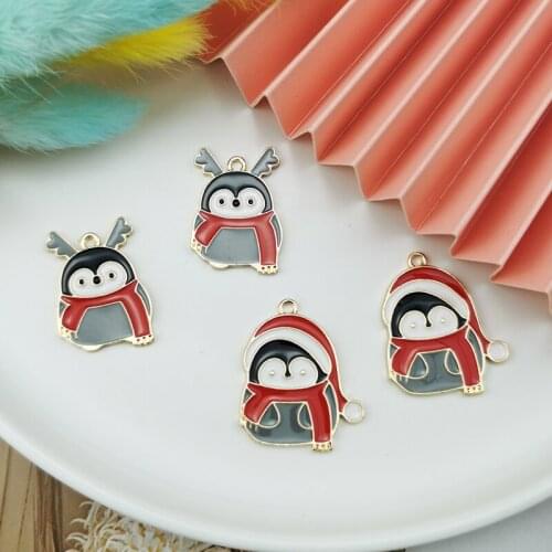 ApeUr 10pcs/lot Jewelry Making Kawaii Little Scarf Penguin Alloy Enamel Charms Pendants Bijoux Accessories Necklace Floating