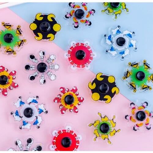 Z50 2021 New Anime Demon Slayer Running Fidget Relief Rodent Hand Spinner Kids Toy Fingertip Gyro Bearing Mute Giftscutegift