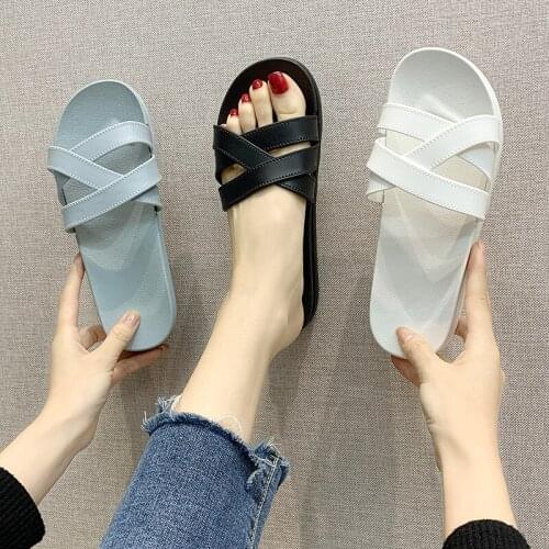 2020 Fashion Summer Slides Women Slippers Non-slip Flip Flops Outdoor Beach Sandals Female Breathable Light Comfort Casual Shoes