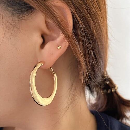 Trendy Wide Gold Color Plating Hoop Earrings Clutch Enclosure Vintage Office Casual Smooth Plain Jewelry