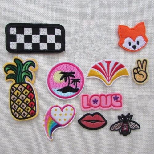 High quality fashion patches hot melt adhesive applique embroidery patch DIY clothing accessory patch 1pcs sell C5776-C5795